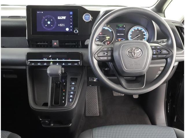 ノア ハイブリッドＸ　フルセグ　メモリーナビ　ＤＶＤ再生　バックカメラ　衝突被害軽減システム　ＥＴＣ　両側電動スライド　ＬＥＤヘッドランプ　乗車定員７人　３列シート　ワンオーナー（4枚目）