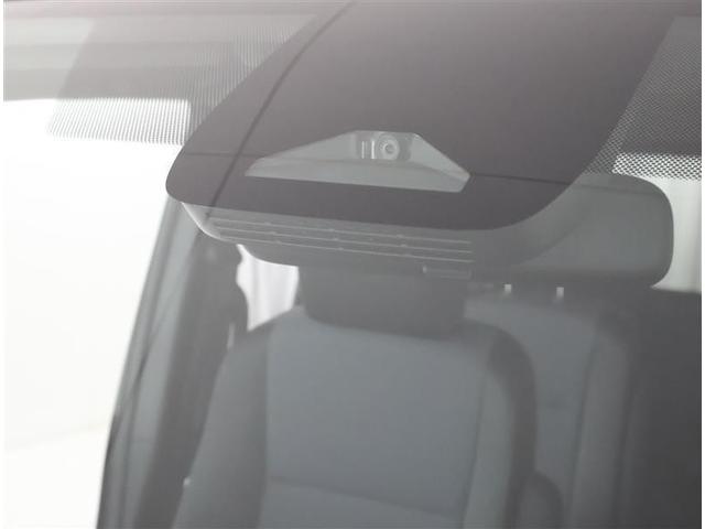 ノア ハイブリッドＸ　フルセグ　メモリーナビ　ＤＶＤ再生　バックカメラ　衝突被害軽減システム　ＥＴＣ　両側電動スライド　ＬＥＤヘッドランプ　乗車定員７人　３列シート　ワンオーナー（8枚目）