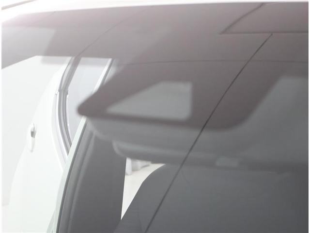 ヤリス ハイブリッドＺ　フルセグ　メモリーナビ　バックカメラ　衝突被害軽減システム　ＥＴＣ　ドラレコ　ＬＥＤヘッドランプ　ワンオーナー（9枚目）