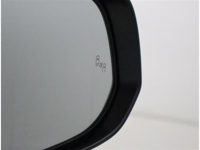 �׎Ԑ��𑖂�ԗ������[�_�[�Ō��m���A�h�A�~���[�ł͊m�F���ɂ����㑤���G���A�ɑ��݂���ԗ��ɉ����A�}�ڋ߂��Ă���ԗ������m���܂��B�ԗ������m����ƃh�A�~���[�ɓ��ڂ��ꂽ�k�d�c�C���W�P�[�^�[���_�����܂��B