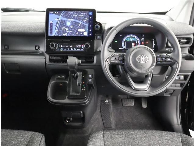 シエンタ Z フルセグ メモリーナビ DVD再生 バックカメラ 衝突被害軽減システム ドラレコ 両側電動スライド LEDヘッドランプ 乗車定員7人 3列シート ワンオーナー(4枚目)