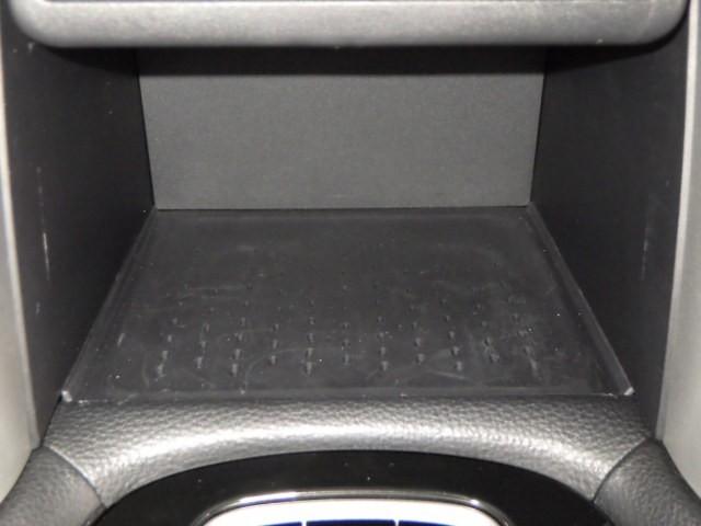 カローラクロス ハイブリッド Z フルセグ メモリーナビ ミュージックプレイヤー接続可 バックカメラ 衝突被害軽減システム ETC LEDヘッドランプ ワンオーナー(11枚目)