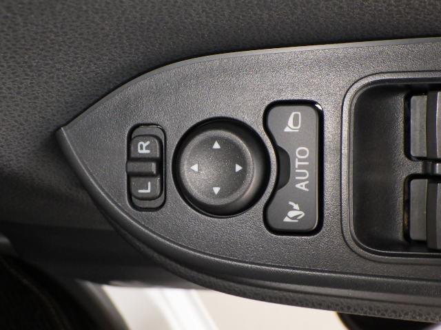 タント X 4WD 衝突被害軽減システム 電動スライドドア LEDヘッドランプ アイドリングストップ(16枚目)