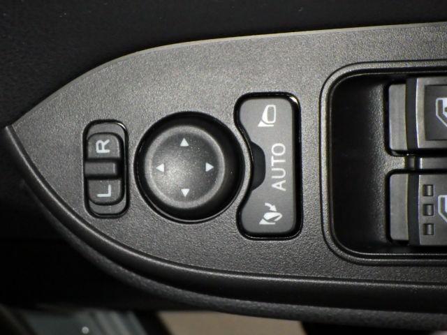 タント ファンクロスターボ フルセグ ミュージックプレイヤー接続可 バックカメラ 衝突被害軽減システム ETC 両側電動スライド LEDヘッドランプ フルエアロ アイドリングストップ(17枚目)