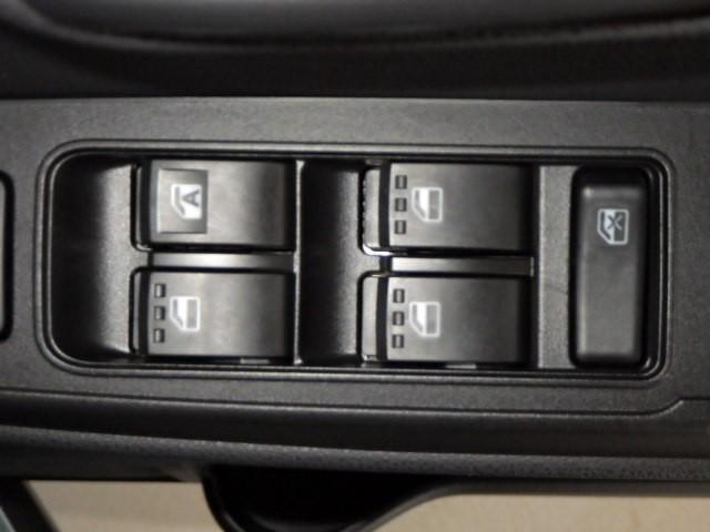 タント ファンクロスターボ フルセグ ミュージックプレイヤー接続可 バックカメラ 衝突被害軽減システム ETC 両側電動スライド LEDヘッドランプ フルエアロ アイドリングストップ(18枚目)