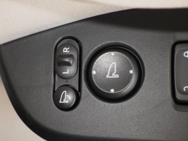 N-BOX ベースグレード 衝突被害軽減システム 電動スライドドア LEDヘッドランプ アイドリングストップ(16枚目)