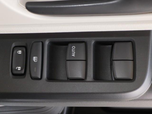 N-BOX ベースグレード 衝突被害軽減システム 電動スライドドア LEDヘッドランプ アイドリングストップ(17枚目)