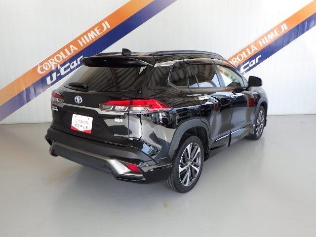 カローラクロス ハイブリッド　Ｚ　フルセグ　ミュージックプレイヤー接続可　バックカメラ　衝突被害軽減システム　ＥＴＣ　ＬＥＤヘッドランプ　ワンオーナー　フルエアロ（4枚目）