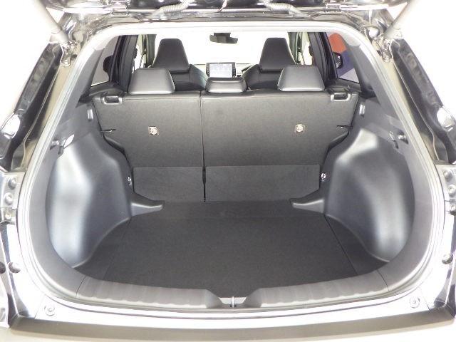 カローラクロス ハイブリッド　Ｚ　フルセグ　ミュージックプレイヤー接続可　バックカメラ　衝突被害軽減システム　ＥＴＣ　ＬＥＤヘッドランプ　ワンオーナー　フルエアロ（6枚目）