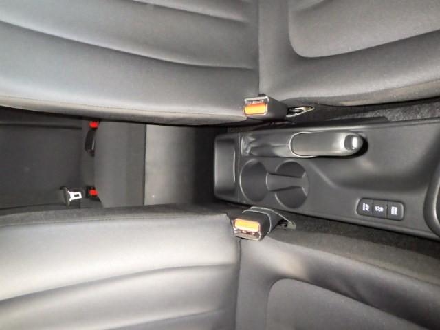 ヤリス ハイブリッドX ミュージックプレイヤー接続可 バックカメラ 衝突被害軽減システム ETC ドラレコ ワンオーナー(21枚目)