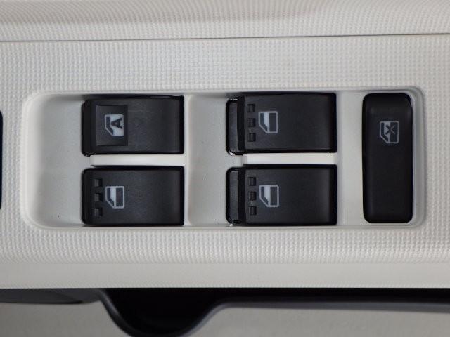 ムーヴキャンバス ストライプスＧターボ　衝突被害軽減システム　両側電動スライド　ＬＥＤヘッドランプ　アイドリングストップ（16枚目）