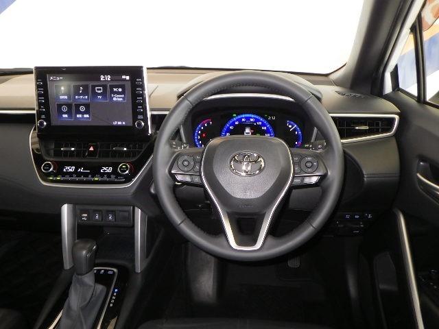 カローラクロス ハイブリッド　Ｚ　サンルーフ　フルセグ　メモリーナビ　ミュージックプレイヤー接続可　バックカメラ　衝突被害軽減システム　ＥＴＣ　ドラレコ　ＬＥＤヘッドランプ　ワンオーナー（7枚目）