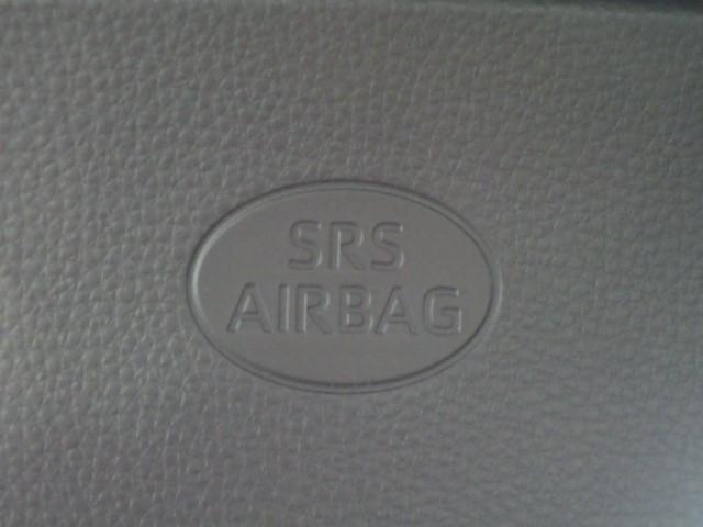 カローラクロス ハイブリッド　Ｚ　サンルーフ　フルセグ　メモリーナビ　ミュージックプレイヤー接続可　バックカメラ　衝突被害軽減システム　ＥＴＣ　ドラレコ　ＬＥＤヘッドランプ　ワンオーナー（20枚目）