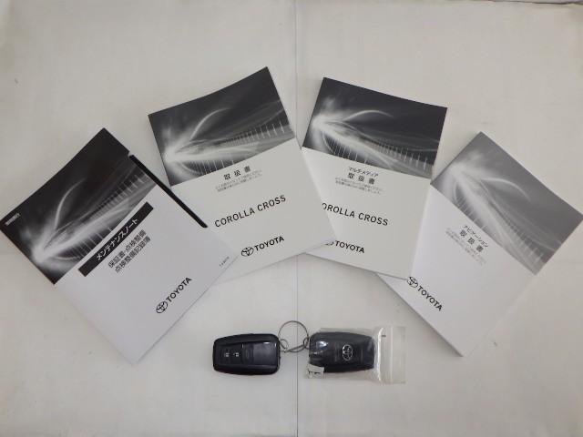 カローラクロス ハイブリッド　Ｚ　サンルーフ　フルセグ　メモリーナビ　ミュージックプレイヤー接続可　バックカメラ　衝突被害軽減システム　ＥＴＣ　ドラレコ　ＬＥＤヘッドランプ　ワンオーナー（33枚目）