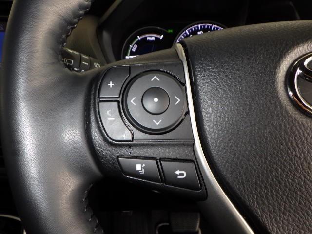 エスクァイア ハイブリッドＧｉプレミアムパッケジブラックテーラード　フルセグ　メモリーナビ　ＤＶＤ再生　ミュージックプレイヤー接続可　後席モニター　バックカメラ　衝突被害軽減システム　ＥＴＣ　ドラレコ　両側電動スライド　ＬＥＤヘッドランプ　乗車定員７人　３列シート（13枚目）