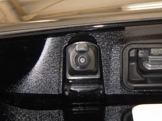 エスクァイア ハイブリッドＧｉプレミアムパッケジブラックテーラード　フルセグ　メモリーナビ　ＤＶＤ再生　ミュージックプレイヤー接続可　後席モニター　バックカメラ　衝突被害軽減システム　ＥＴＣ　ドラレコ　両側電動スライド　ＬＥＤヘッドランプ　乗車定員７人　３列シート（33枚目）