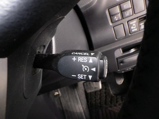 ノア ハイブリッドＧ　フルセグ　メモリーナビ　ＤＶＤ再生　ミュージックプレイヤー接続可　バックカメラ　衝突被害軽減システム　ドラレコ　両側電動スライド　ＬＥＤヘッドランプ　乗車定員７人　３列シート　ワンオーナー（15枚目）