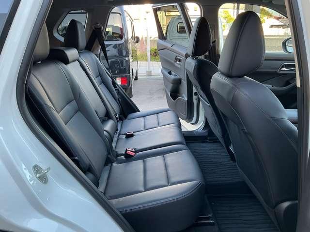 エクストレイル １．５　Ｇ　ｅ－４ＯＲＣＥ　４ＷＤ　展示・試乗車　パノラミックガラスルーフ　メーカーオプションメモリーナビ　アラウンドビューモニター　プロパイロット　純正フロント・室内ドライブレコーダー　スマートルームミラー　プロパイロットパーキング（23枚目）