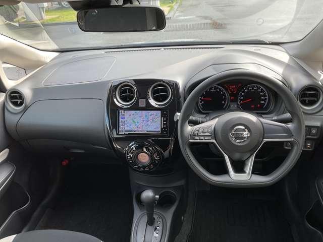 ノート １．２　Ｘ　社外メモリーナビ　バックモニター　ＥＴＣ　レーダーブレーキサポート　１オーナー車　カーナビ　スマトキー　セキュリティーアラーム　キーレス　運転席助手席エアバッグ　バックカメラ　エアコン　パワーウィンドウ　パワーステアリング　レーンアシスト（4枚目）
