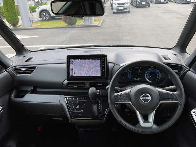 ルークス 660 ハイウェイスターX メモリーナビ アラウンドビューモニター 純正フロント・車室内ドライブレコーダー ETC2.0 インテリジェントキー 両側オートスライドドア SOSコール シーリングファン エマージェンシーブレーキ(4枚目)