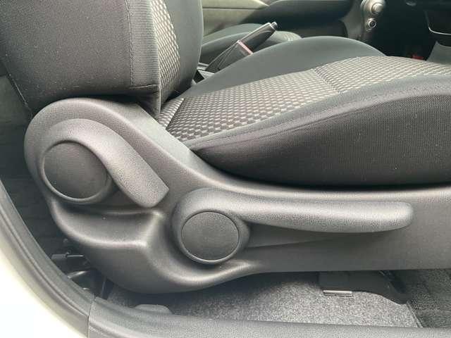 ノート １．２　Ｘ　ライダー　アイドリングストップ／アルミホイール／ＡＢＳ／メモリーナビ／運転席・助手席エアバック／スマートキー＆プッシュスタート／／オートエアコン／パワーウィンドウ／エンジンイモビライザー（6枚目）