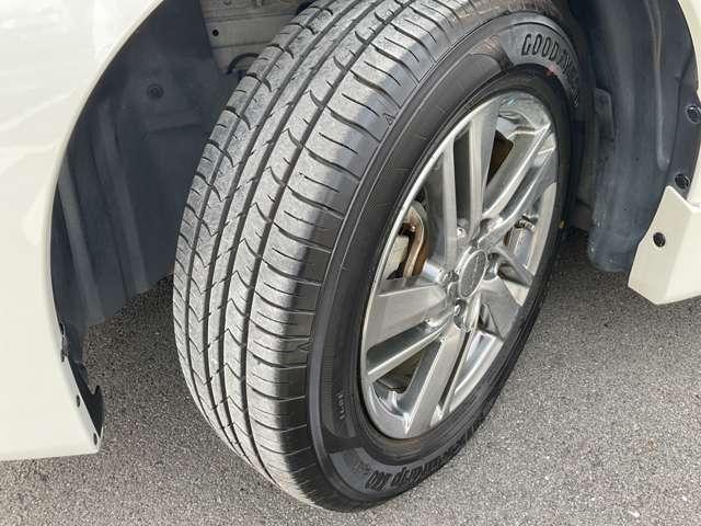 ノート １．２　Ｘ　ライダー　アイドリングストップ／アルミホイール／ＡＢＳ／メモリーナビ／運転席・助手席エアバック／スマートキー＆プッシュスタート／／オートエアコン／パワーウィンドウ／エンジンイモビライザー（29枚目）