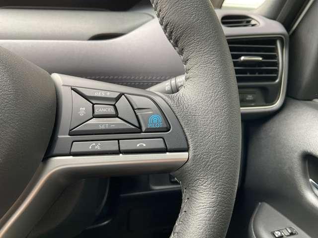 セレナ 1.2 e-POWER ハイウェイスター V メモリーナビ 後席用モニター 360°カメラ エマジェンシーブレーキ 1オナ スマキー バックカメラ LED レーンアシスト ETC ドラレコ Aストップ イモビ サイドカーテンエアバック フルオートエアコン アルミホイール(14枚目)