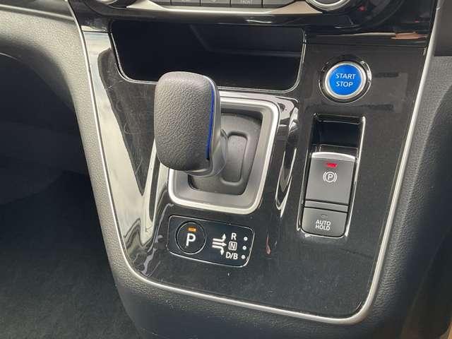 セレナ 1.2 e-POWER ハイウェイスター V メモリーナビ 後席用モニター 360°カメラ エマジェンシーブレーキ 1オナ スマキー バックカメラ LED レーンアシスト ETC ドラレコ Aストップ イモビ サイドカーテンエアバック フルオートエアコン アルミホイール(16枚目)