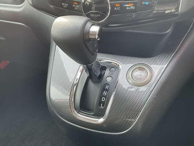 セレナ 2.0 ライダー ブラックライン 4WD ナビTV オートクルーズコントロール アイドルストップ バックモニター フルタイム4WD インテリジェントキー オートエアコン ETC 両側PWスライドドア(14枚目)