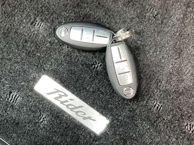 セレナ 2.0 ライダー ブラックライン 4WD ナビTV オートクルーズコントロール アイドルストップ バックモニター フルタイム4WD インテリジェントキー オートエアコン ETC 両側PWスライドドア(20枚目)