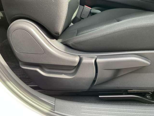 ノート 1.2 X 純正前後ドライブレコーダー SOSコール リアカメラ 衝突被害軽減ブレ-キ 全方位カメラ ETC付 アルミ LEDヘッドライト レーンアシスト インテリジェントキー ワンオーナー ドラレコ アイドリングストップ 盗難防止システム ワンセグTV(6枚目)