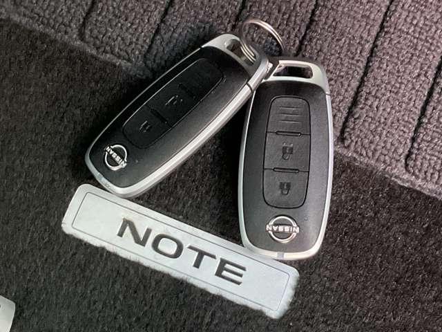 ノート 1.2 X @メモリーナビ エマージェンシーブレーキ/踏み間違え防止アシスト/横滑り防止装置/メモリーナビ/アラウンドビューモニター/ETC/LEDヘッドライト/インテリジェントキ/前方室内ドライブレコーダー/オートホースド(13枚目)
