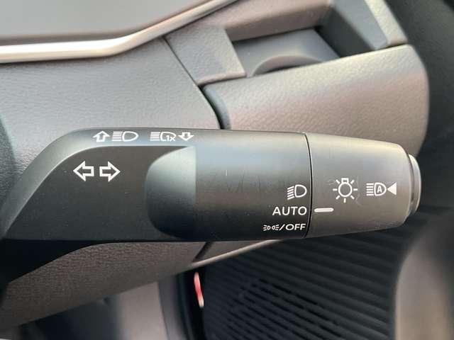 ノート 1.2 X @メモリーナビ エマージェンシーブレーキ/踏み間違え防止アシスト/横滑り防止装置/メモリーナビ/アラウンドビューモニター/ETC/LEDヘッドライト/インテリジェントキ/前方室内ドライブレコーダー/オートホースド(16枚目)