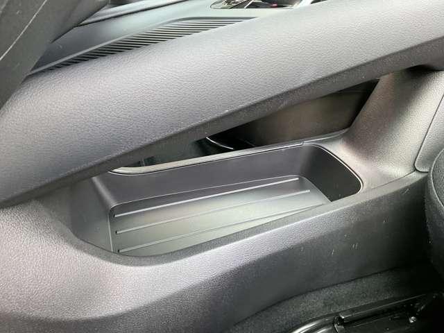 ノート 1.2 X @メモリーナビ エマージェンシーブレーキ/踏み間違え防止アシスト/横滑り防止装置/メモリーナビ/アラウンドビューモニター/ETC/LEDヘッドライト/インテリジェントキ/前方室内ドライブレコーダー/オートホースド(34枚目)