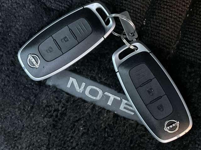 ノート １．２　Ｘ　メモリーナビ　プロパイロット　ＥＴＣ２．０　エマージェンシーブレーキ／踏み間違え防止アシスト／車線逸脱警報／横滑り防止装置／アラウンドビューモニター／純正前室内ドライブレコーダー／ＬＥＤヘッドライト／インテリジェントキー／プライバシーガラス（34枚目）