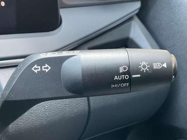 ノート １．２　Ｘ　メモリーナビ　プロパイロット　ＥＴＣ２．０　エマージェンシーブレーキ／踏み間違え防止アシスト／車線逸脱警報／横滑り防止装置／アラウンドビューモニター／純正前室内ドライブレコーダー／ＬＥＤヘッドライト／インテリジェントキー／プライバシーガラス（37枚目）