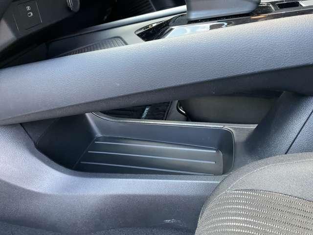 ノート １．２　Ｘ　メモリーナビ　プロパイロット　ＥＴＣ２．０　エマージェンシーブレーキ／踏み間違え防止アシスト／車線逸脱警報／横滑り防止装置／アラウンドビューモニター／純正前室内ドライブレコーダー／ＬＥＤヘッドライト／インテリジェントキー／プライバシーガラス（39枚目）