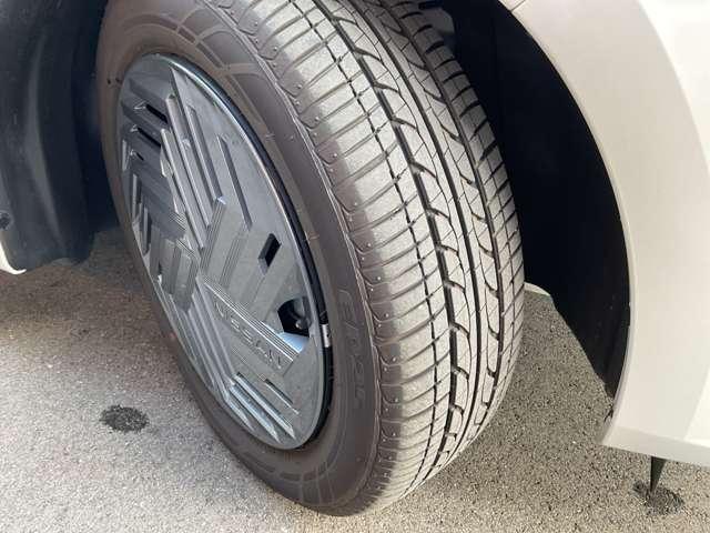 ノート １．２　Ｘ　メモリーナビ　プロパイロット　ＥＴＣ２．０　エマージェンシーブレーキ／踏み間違え防止アシスト／車線逸脱警報／横滑り防止装置／アラウンドビューモニター／純正前室内ドライブレコーダー／ＬＥＤヘッドライト／インテリジェントキー／プライバシーガラス（47枚目）