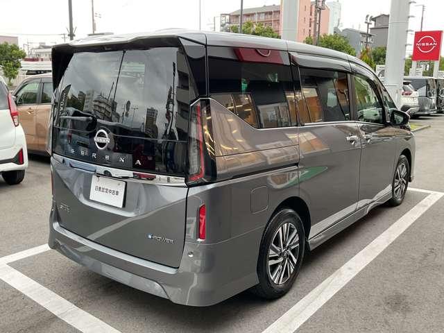 セレナ 1.4 e-POWER ハイウェイスターV プロパイロット/エマージェンシーブレーキ/踏み間違え防止アシス/車線逸脱警報/横滑り防止装置/メモリーナビ/アラウンドビューモニター/両側オートスライドドア/LEDヘッドライト/ETC2.0(2枚目)