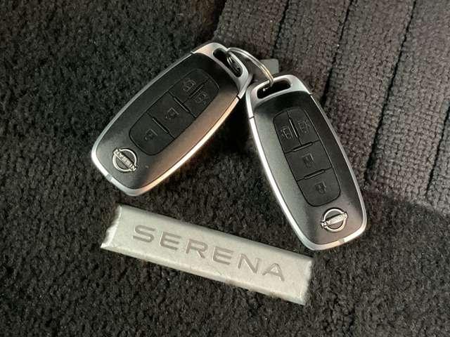 セレナ 1.4 e-POWER ハイウェイスターV プロパイロット/エマージェンシーブレーキ/踏み間違え防止アシス/車線逸脱警報/横滑り防止装置/メモリーナビ/アラウンドビューモニター/両側オートスライドドア/LEDヘッドライト/ETC2.0(11枚目)