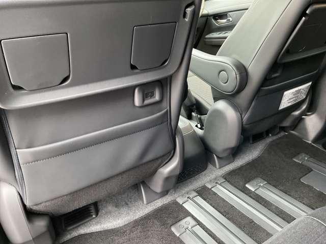 セレナ 1.4 e-POWER ハイウェイスターV プロパイロット/エマージェンシーブレーキ/踏み間違え防止アシス/車線逸脱警報/横滑り防止装置/メモリーナビ/アラウンドビューモニター/両側オートスライドドア/LEDヘッドライト/ETC2.0(36枚目)