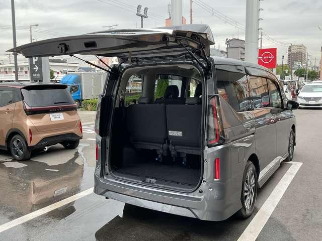 セレナ 1.4 e-POWER ハイウェイスターV プロパイロット/エマージェンシーブレーキ/踏み間違え防止アシス/車線逸脱警報/横滑り防止装置/メモリーナビ/アラウンドビューモニター/両側オートスライドドア/LEDヘッドライト/ETC2.0(39枚目)