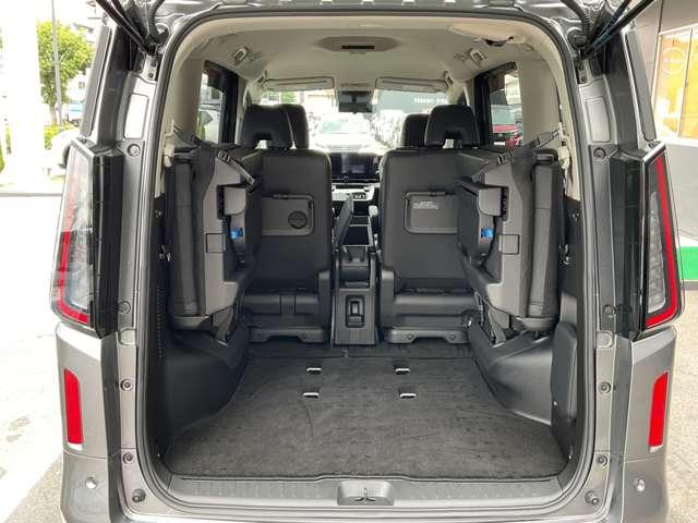 セレナ 1.4 e-POWER ハイウェイスターV プロパイロット/エマージェンシーブレーキ/踏み間違え防止アシス/車線逸脱警報/横滑り防止装置/メモリーナビ/アラウンドビューモニター/両側オートスライドドア/LEDヘッドライト/ETC2.0(42枚目)