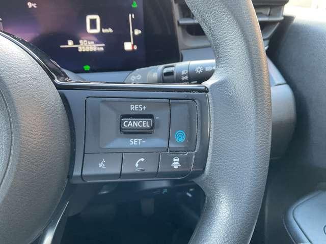 ノート １．２　Ｘ　メモリーナビ　プロパイロット　エマージェンシーブレーキ／踏み間違え防止／車線逸脱警報／横滑り防止装置／メモリーナビ／アラウンドビューモニター／ＥＴＣ２．０／ＬＥＤヘッドライト／インテリジェントキー／ＳＯＳコール（14枚目）