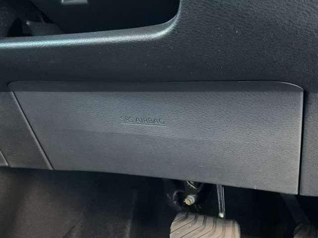 ノート １．２　Ｘ　メモリーナビ　プロパイロット　エマージェンシーブレーキ／踏み間違え防止／車線逸脱警報／横滑り防止装置／メモリーナビ／アラウンドビューモニター／ＥＴＣ２．０／ＬＥＤヘッドライト／インテリジェントキー／ＳＯＳコール（20枚目）