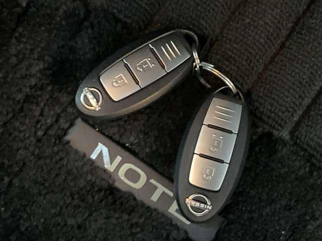 ノート １．２　Ｘ　メモリーナビ　プロパイロット　エマージェンシーブレーキ／踏み間違え防止／車線逸脱警報／横滑り防止装置／メモリーナビ／アラウンドビューモニター／ＥＴＣ２．０／ＬＥＤヘッドライト／インテリジェントキー／ＳＯＳコール（26枚目）