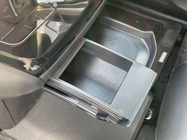 デイズ ハイウェイスター Gターボプロパイロットエディション エマージェンシーブレーキ/踏み間違い防止/車線逸脱警報/横滑り防止装置/メモリーナビ/アラウンドビューモニター/LEDヘッドライト/ETC2.0/前室内ドライブレコーダー/インテリジェントキー(32枚目)