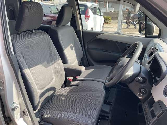 ワゴンR 660 FA 運転席・助手席エアバック/ABS/マニュアルエアコン/パワステ/パワーウインドウ/リモコンキー/CDチューナー(5枚目)