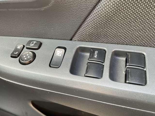 ワゴンR 660 FA 運転席・助手席エアバック/ABS/マニュアルエアコン/パワステ/パワーウインドウ/リモコンキー/CDチューナー(8枚目)