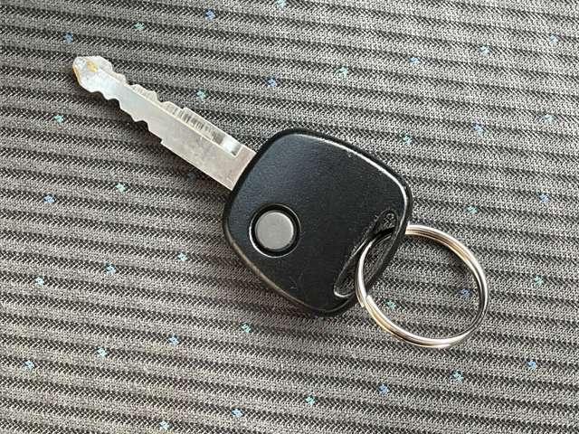 ワゴンR 660 FA 運転席・助手席エアバック/ABS/マニュアルエアコン/パワステ/パワーウインドウ/リモコンキー/CDチューナー(10枚目)